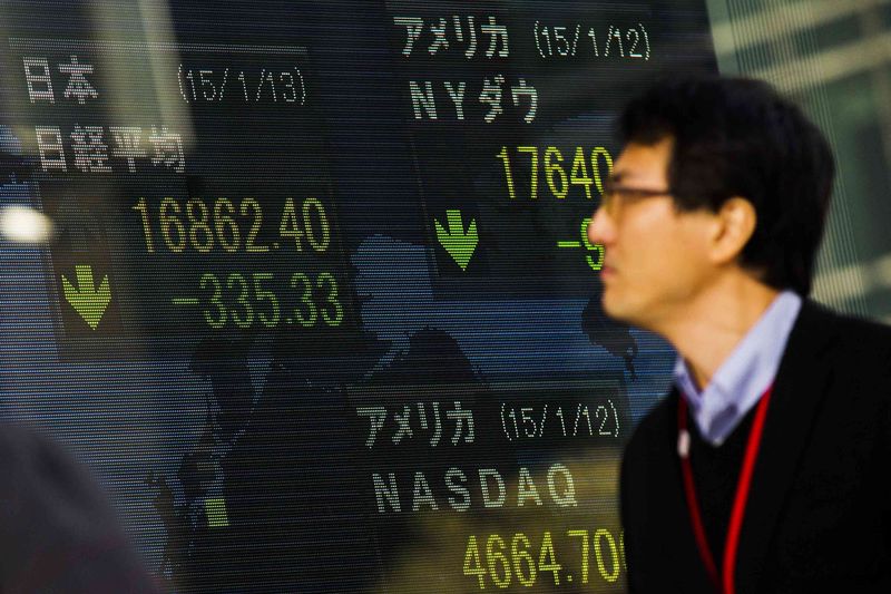 © Reuters. 東製鉄---急反落、鋼材価格の引き下げを受け