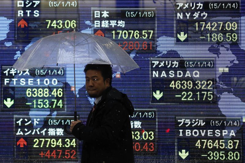 © Reuters. 政治から読み解く【経済と日本株】共産・志位氏:軍事対軍事の悪循環に陥ってはならない
