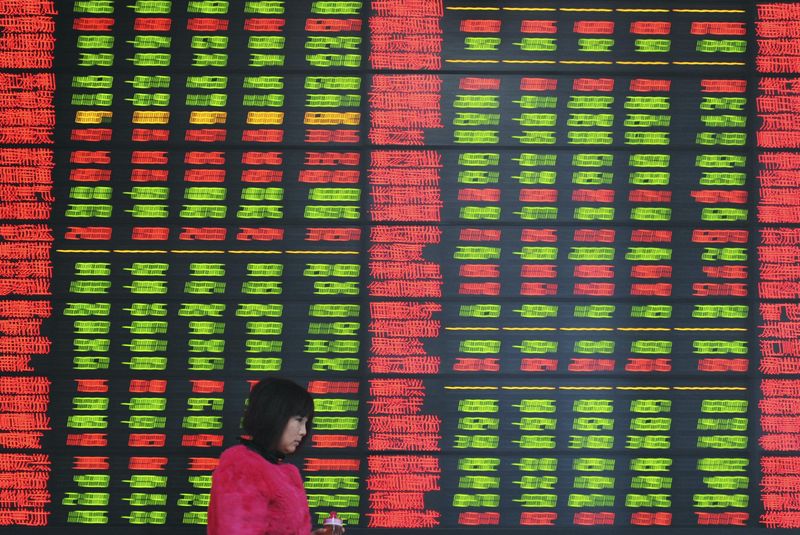 © Reuters. 日本通信など