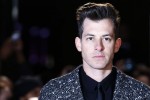 'Uptown Funk' holds onto British music chart top spot