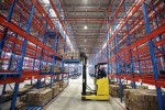 China Feb official PMI shrinks for a second straight month
