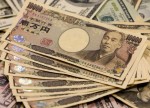 Forex - Yen up after trade shows narrower deficit, Greece weighs on euro