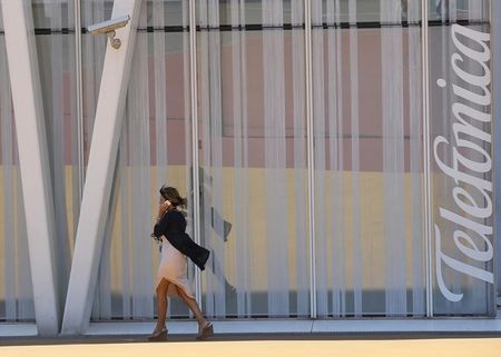 © Reuters. Telefónica compra su sede en Barcelona por 107 millones de euros © Reuters. Telefónica compra su sede en Barcelona por 107 millones de euros