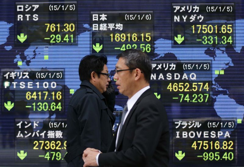 © Reuters. أسهم اليابان تغلق عند أعلى مستوى في شهر وسط ارتياح بعد انتخابات اليونان