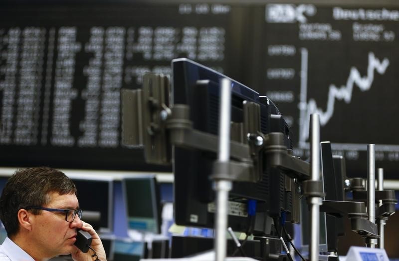 © Reuters. توقف صعود الأسهم الأوروبية بعد تقارير متباينة لشركات