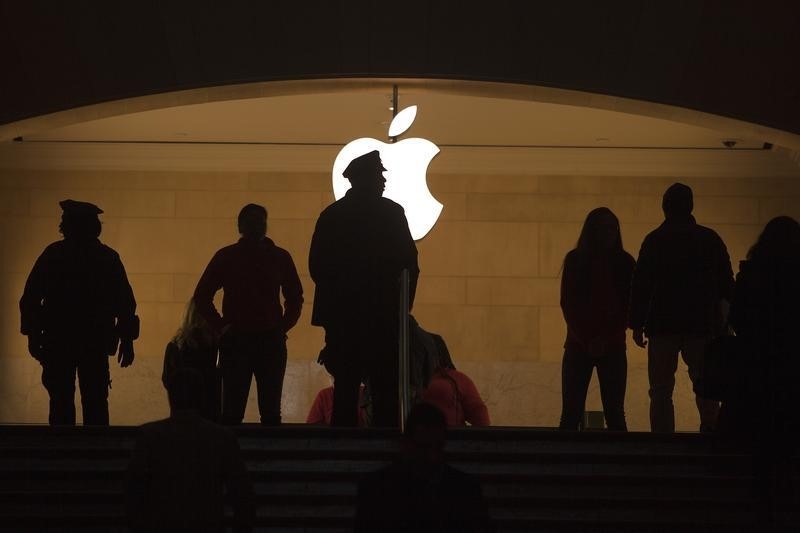 At long last, Dow gets a taste for Apple