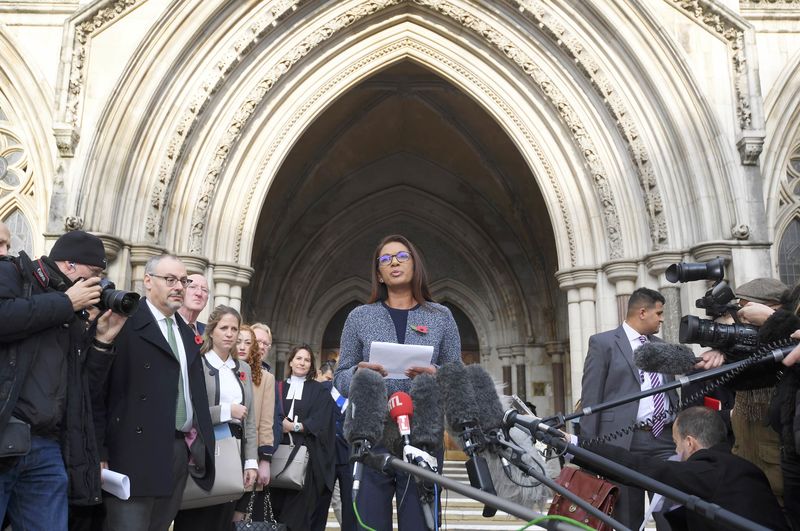© Reuters. Gina Miller speaks outside the High Court following its ruling on a challenge to the British government's right to start divorce proceedings from the European Union, in central London. British government loses court case on how to trigger Brexit