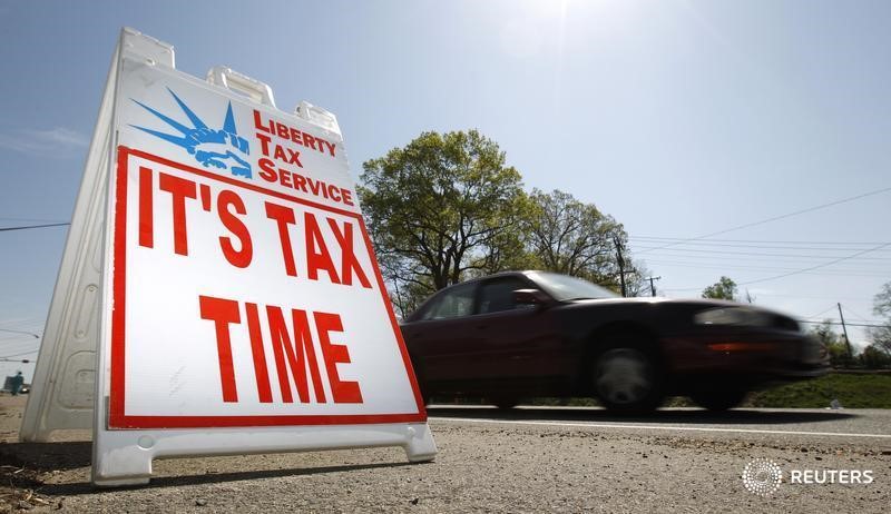 State Income Tax Revenues Going Down Across States item-thumbnail